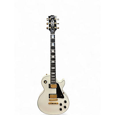 Used Gibson Les Paul Custom Alpine White Solid Body Electric Guitar