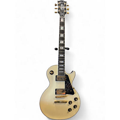 Used Gibson Les Paul Custom White Solid Body Electric Guitar