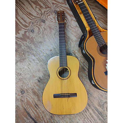 Goya Used Goya G-10 Natural Classical Acoustic Guitar Natural