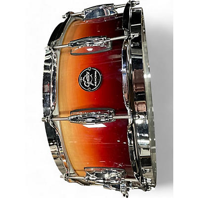 Used Gretsch Drums 14X5 Renown Snare 2 Color Sunburst Drum