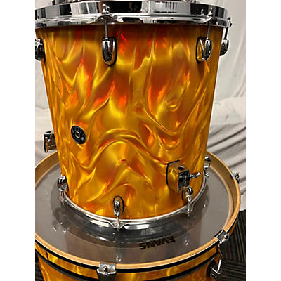 Gretsch Drums Used Gretsch Drums 3 piece Catalina Club Rock SATIN FLAME Drum Kit