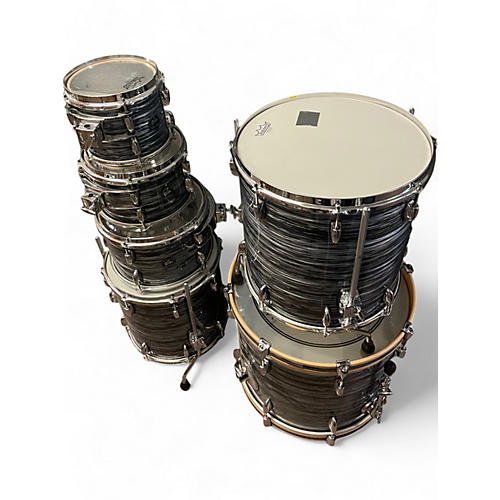 Gretsch Drums Used Gretsch Drums 6 Piece Renown Maple Silver Oyster Pearl Drum Kit Silver Oyster Pearl