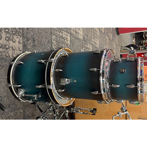 Gretsch Drums Used Gretsch Drums 6 piece Renown Satin Blue Burst Drum Kit satin blue burst