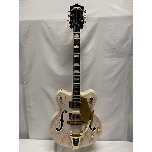 Gretsch Guitars Used Gretsch Guitars G5422T Electromatic White With Pinstripe Hollow Body Electric Guitar White with Pinstripe