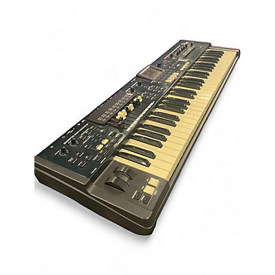 Used Hammond SK Pro 61 Keyboard Workstation