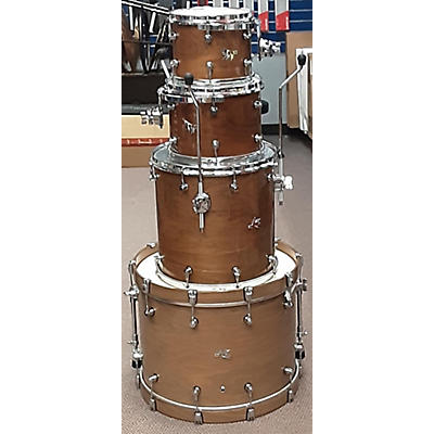 Hendricks Used Hendricks 4 piece Perfect Ply Walnut Series Walnut Drum Kit