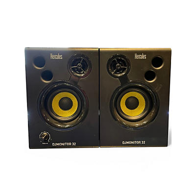 Used Hercules DJ djmonitor 32 pair Powered Monitor