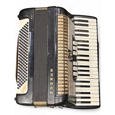 Used Hohner VERDI Accordion