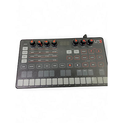 Used IK Multimedia UNO SYNTH Production Controller