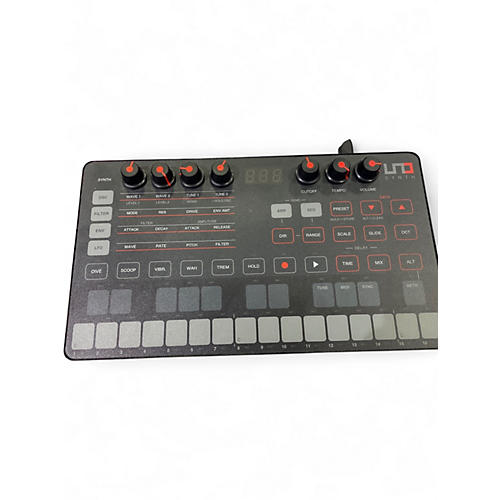 Used IK Multimedia UNO SYNTH Production Controller