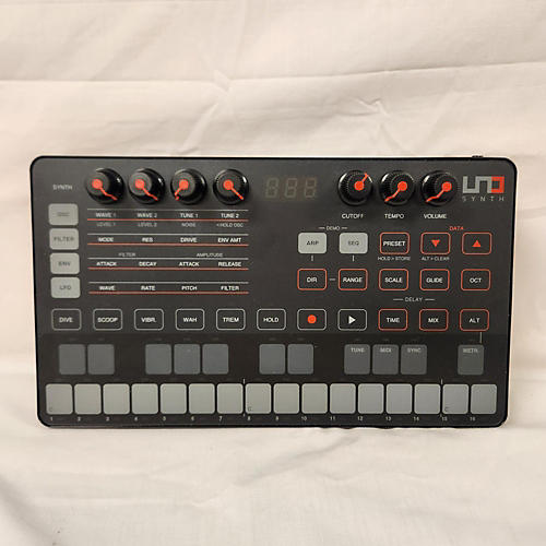 IK Multimedia Used IK Multimedia Uno Synth Synthesizer