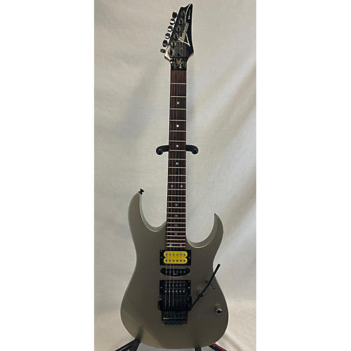 Ibanez Used Ibanez 1999 RG570 Metallic Gray Solid Body Electric Guitar Metallic Gray