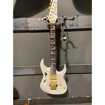 Ibanez Used Ibanez PIA3761 White Solid Body Electric Guitar