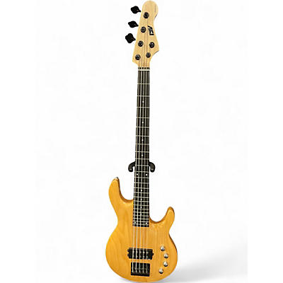 Used Iyv IMM 305 Maple Electric Bass Guitar