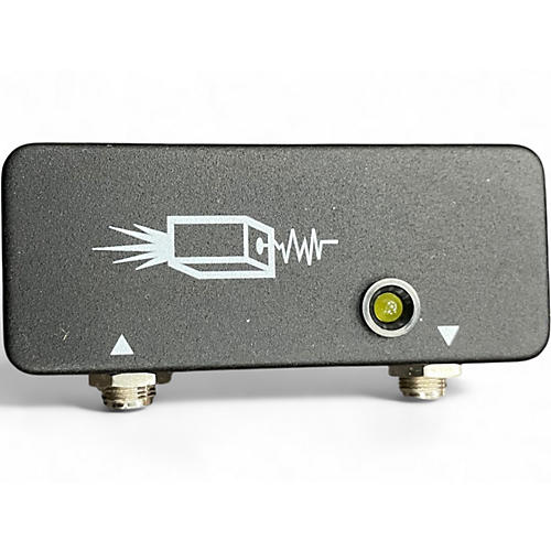 Used JHS Pedals Little Black Buffer Effect Pedal