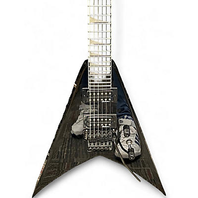 Used Jackson JS32 King V Black Solid Body Electric Guitar