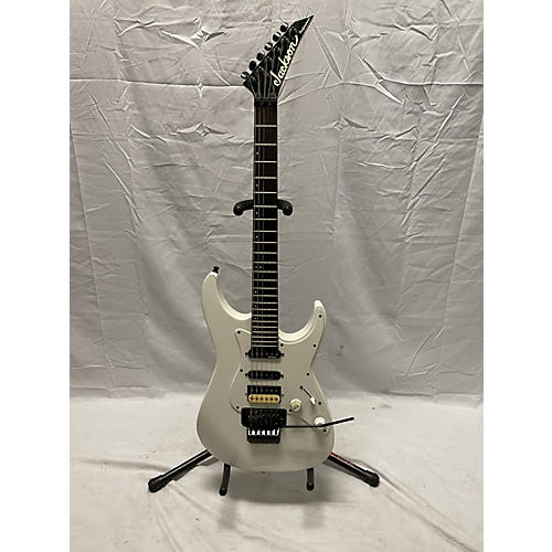 Jackson Used Jackson Professional Dinky White Solid Body Electric Guitar White