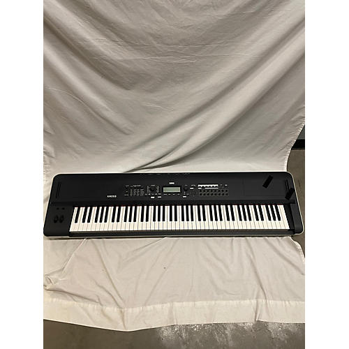 KORG Used KORG KROSS 2 61 Key Keyboard Workstation