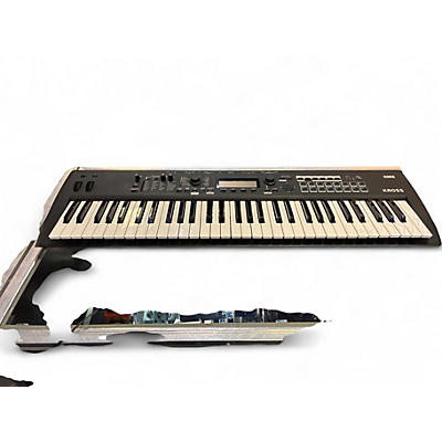 Used KORG KROSS 2 61 Keyboard Workstation
