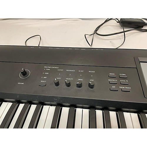 KORG Used KORG Krome 73 Key Keyboard Workstation