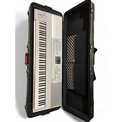 Used KORG M3 88 Key Keyboard Workstation