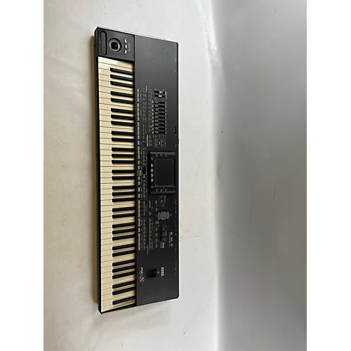 KORG Used KORG PA3X 76 Key Keyboard Workstation