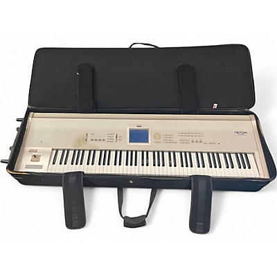 Used KORG TRITON ST88 Keyboard Workstation
