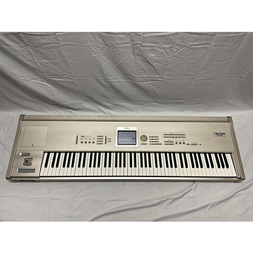 KORG Used KORG Triton Studio 88 Key Keyboard Workstation