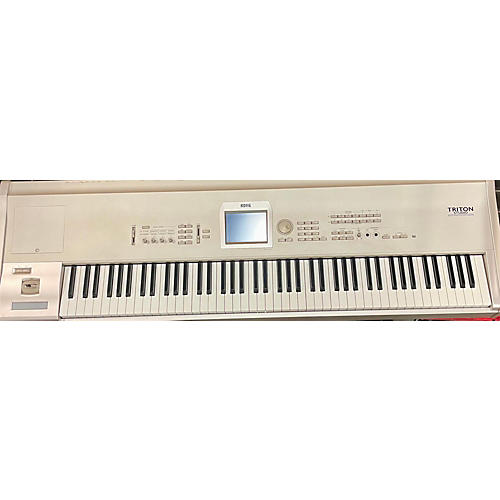 KORG Used KORG Triton Studio 88 Key Keyboard Workstation