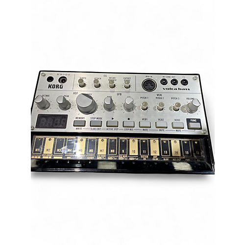 Used KORG VOLCA BASS Synthesizer