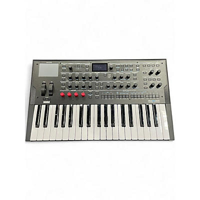 Used KORG modwave Synthesizer