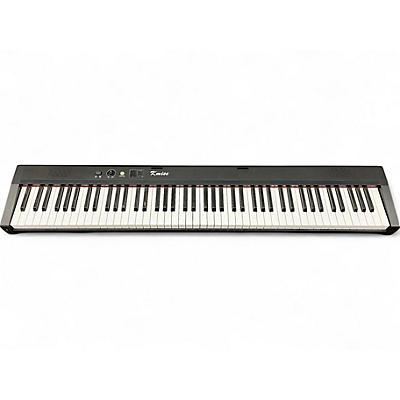 Used Kmise MI3267 Arranger Keyboard