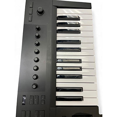 Used Komplete KONTROL A25