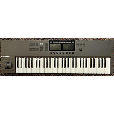 Used Komplete Kontrol S61 MIDI Controller