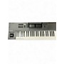 Used Komplete kontrol s49 MIDI Controller
