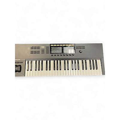 Used Komplete s49 mk2 MIDI Controller