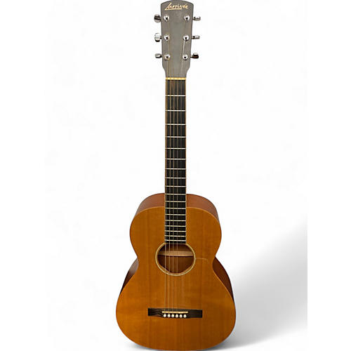 Larrivee Used Larrivee O-01 Natural Acoustic Guitar Natural