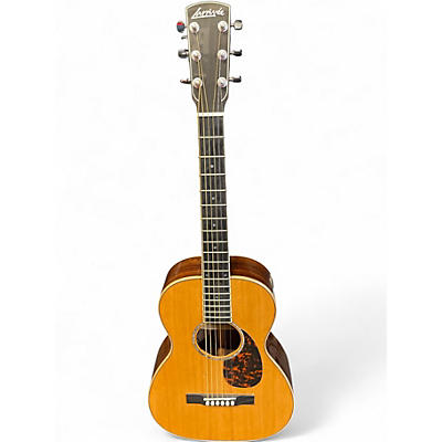 Used Larrivee P09 Parlor Natural Acoustic Guitar
