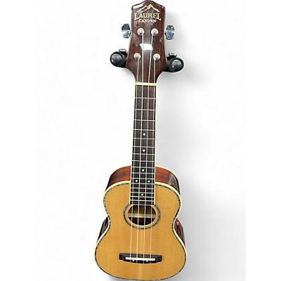 Laurel Canyon Used Laurel Canyon LUK 70 nATURAL WITH HOLORAPHIC TRIM Ukulele