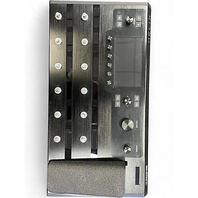 Used Line 6 HELIX Effect Processor