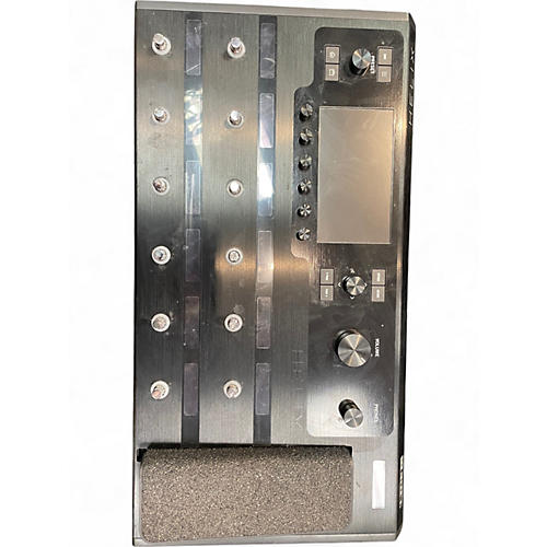 Used Line 6 Helix Effect Processor