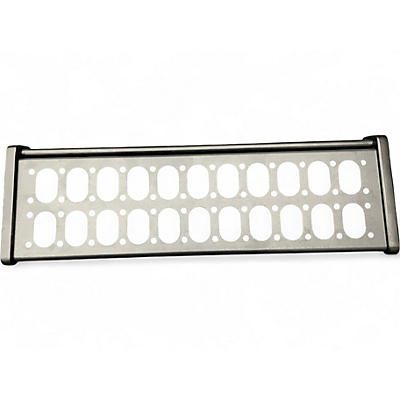 Used Livewire PB200 Pedal Board