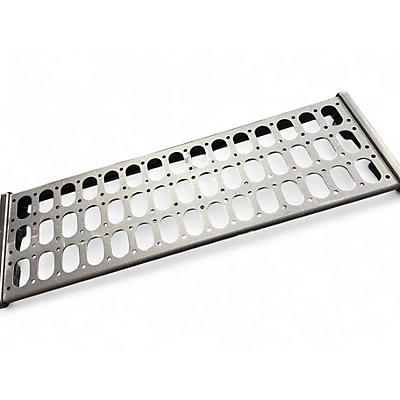 Used Livewire PB300 CLUB PEDALBOARD