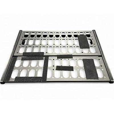 Used Livewire PB400 Pedal Board