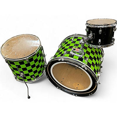 Used Ludwig 3 Piece 3 Piece Shell checkered pattern Drum Kit