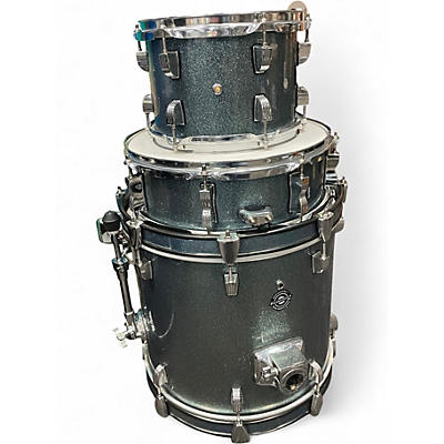 Used Ludwig 3 Piece Breakbeats By Questlove Blue Sparkle Drum Kit