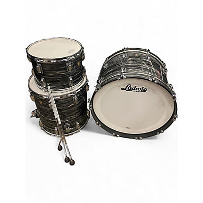 Used Ludwig 3 Piece Classic Maple 3-Piece Fab Shell Pack With 22" Bass Dr black oyster pearl Drum Kit