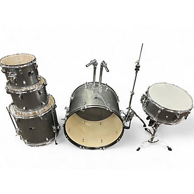 Used Ludwig 5 Piece BackBeat Complete 5-Piece Drum Set With Hardware Metallic Silver Sparkle Drum Kit