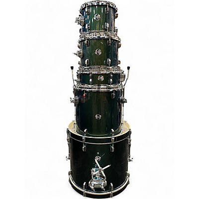 Used Ludwig 5 Piece Element Evolution Emerald Green Sparkle Drum Kit