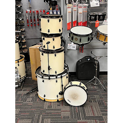 Ludwig Used Ludwig 5 piece Accent CS White Drum Kit White